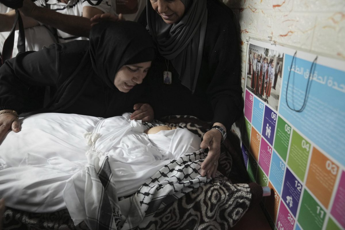 Israeli troops kill Palestinian woman in West Bank