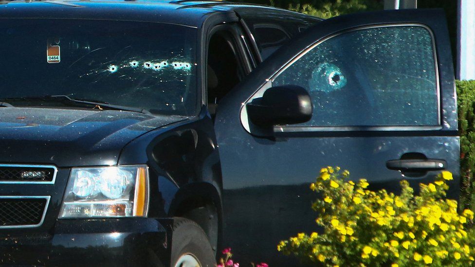 A gunman killed two people and injured two others during an early morning shooting spree, police in the Canadian province of British Columbia have said.