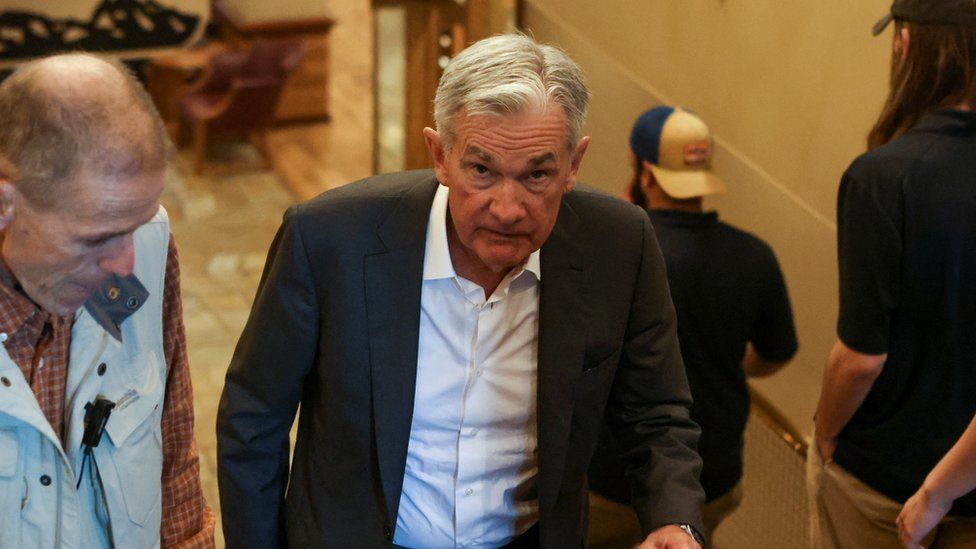 Stock markets in the US ended the week sharply down following tough comments by the head of the country’s central bank, the Federal Reserve.