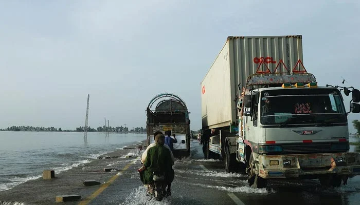Floods in Pakistan pose a threat to Afghanistan food supply, warns UN