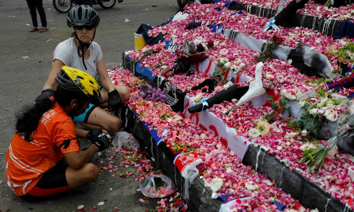 Indonesian govt orders police to identify, punish stadium disaster ‘perpetrators’ as anger mounts