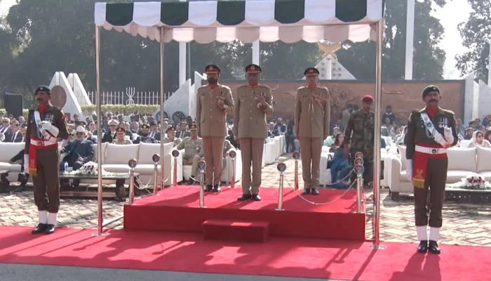 General Sahir Shamshad Mirza takes charge as CJCSC