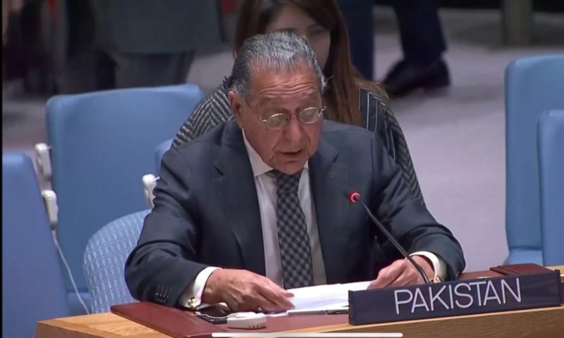 Pakistan seeks world help for revival of Afghan economy