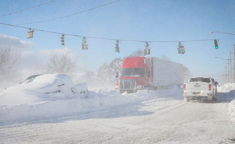 22 killed as savage US blizzard cuts power