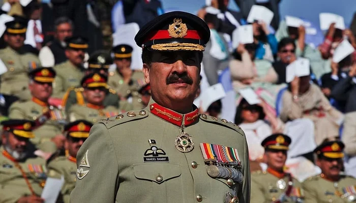 Gen (retd) Raheel Sharif receives lifetime achievement award