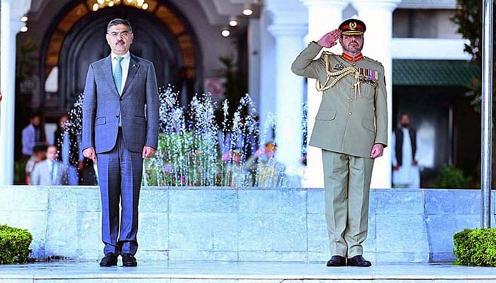 Pakistan’s response to Iran a clear message to India, entire region: PM