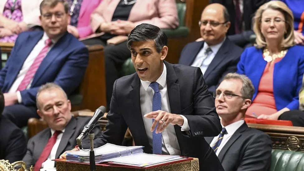 Sir Keir Starmer has accused Rishi Sunak of “laughing” at an Iceland supermarket worker who is struggling to pay his mortgage.