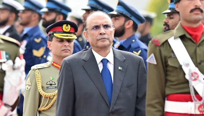President Zardari not to draw salary owing to economic challenges