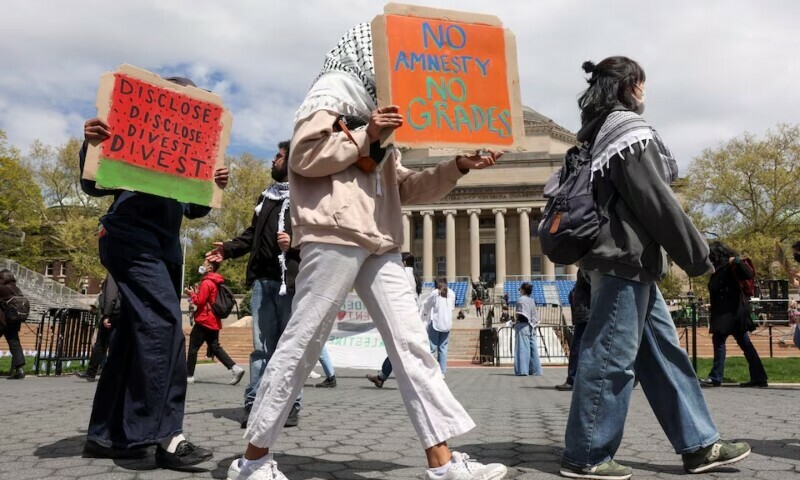 Columbia varsity faces complaint after arresting protesters