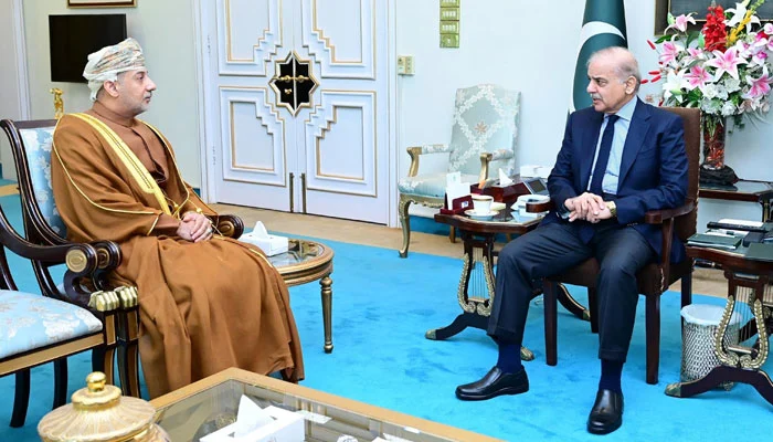 Pakistan offers cooperation to Oman in fighting terrorism
