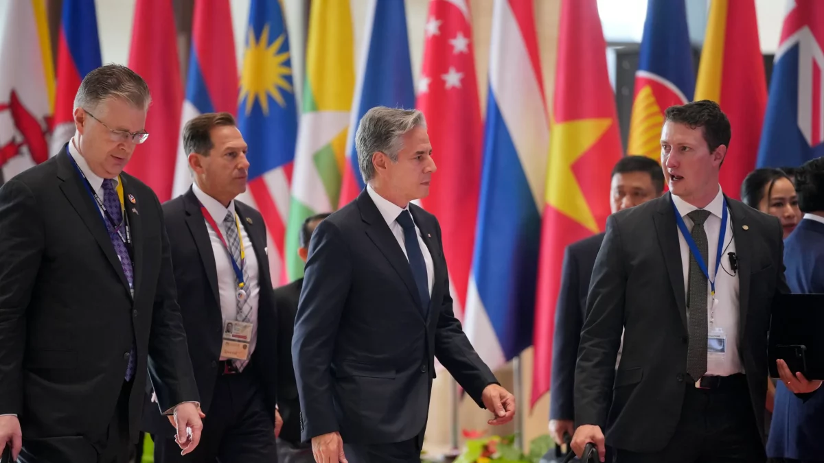 US clashes with China, Russia at Laos summit